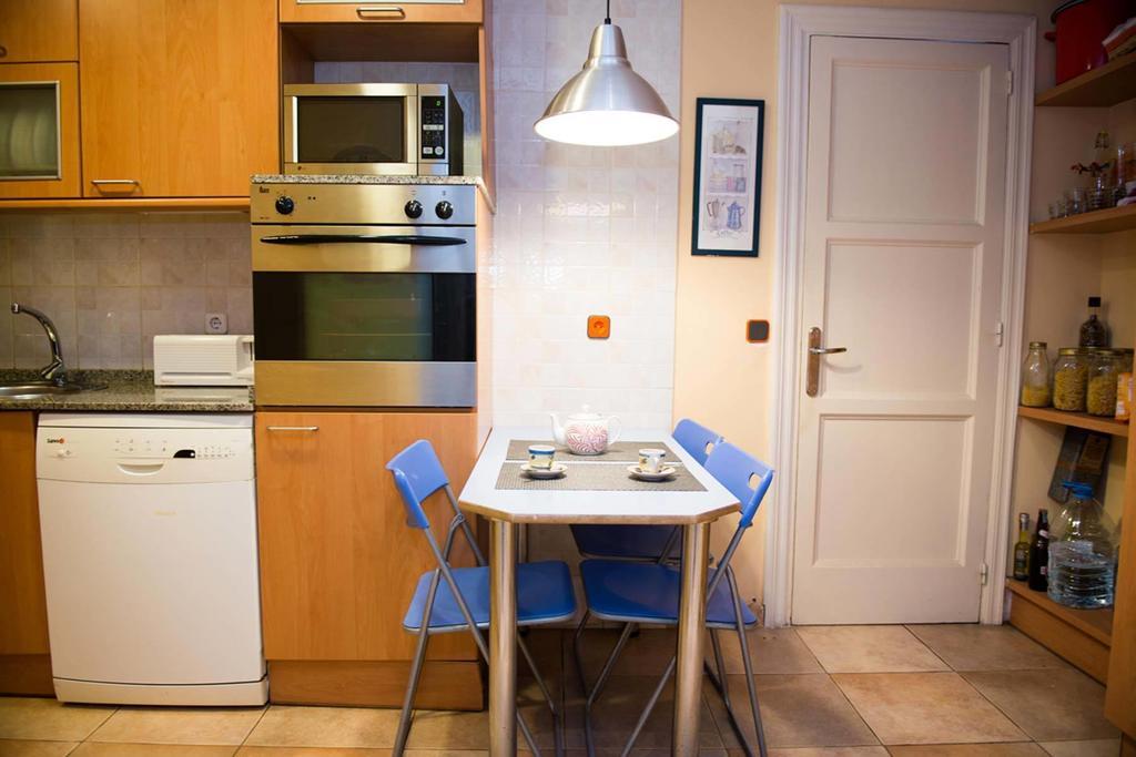 Lovely Apartment At Park Gueell Barcelona Kamer foto