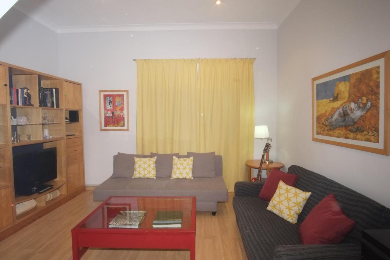 Lovely Apartment At Park Gueell Barcelona Buitenkant foto